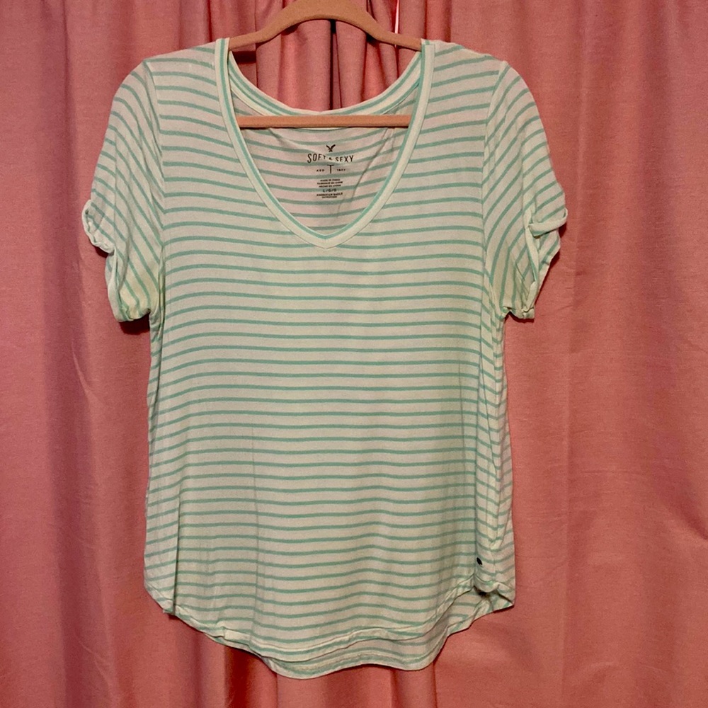 American Eagle Soft & Sexy Tee